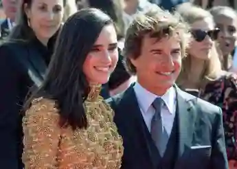 Jennifer Connelly and Tom Cruise