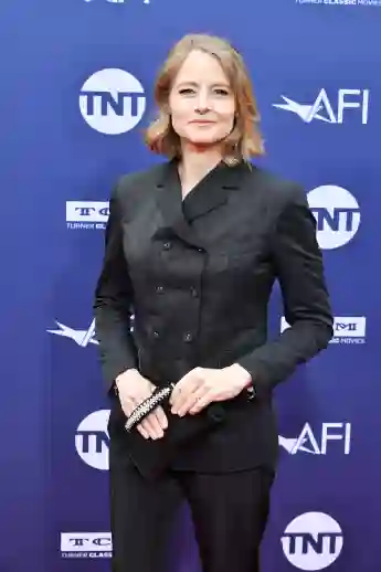 Jodie Foster attends the 47th AFI Life Achievement Award 2019