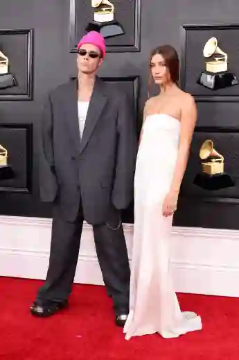 'The Grammy's Best Dressed - And The Worst!