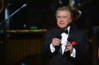 Kelly Ripa and Kathie Lee Gifford Pay Tribute To Regis Philbin