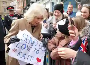 Queen Camilla thanks fans for their great sympathy