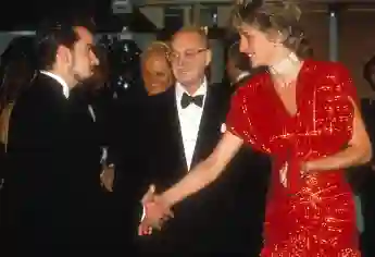 Lady Diana red statement dress November 1991 Premiere