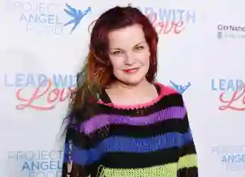 Pauley Perrette Shares Powerful Message For COVID Anti-Vaxxers Twitter post after father Paul death coronavirus 2021 NCIS actress Abby