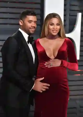 Russell Wilson Reveals Wife Ciara's Delivery Room Experience, Says She Almost Broke His Hand!
