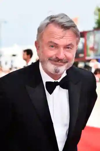 Sam Neill Covers "Uptown Funk" By Bruno Mars On Ukulele - Watch It Here!