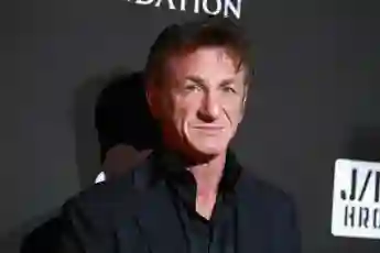 Sean Penn Recalls How His 'Fast Times At Ridgemont High' Audition Went Terribly