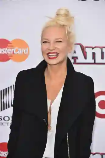 Sia Opens Up About Dealing With Suicidal Thoughts And PTSD