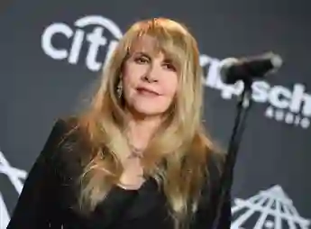 Stevie Nicks announces 2023 tour dates concerts after Christine McVie death