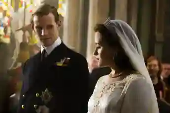 The Crown Series Quiz TV show trivia questions facts Netflix cast actors stars episodes seasons watch Claire Foy Olivia Colman 2021 news