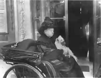The First Royal Family Member Caught On Film: See Queen Victoria In 1896 with dog Turi.
