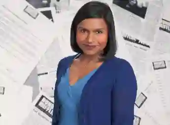 Mindy Kaling en una imagen promocional de la serie 'The Office'