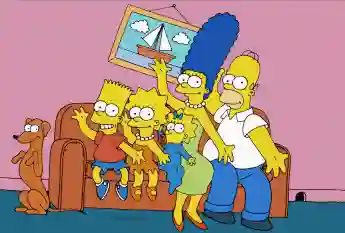 'The Simpsons' voice cast real life look like Homer Bart actor