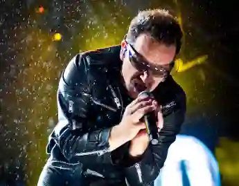 U2 Lyrics Quiz songs band music tracks popular game trivia questions facts members Bono Edge