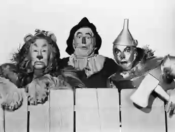 THE WIZARD OF OZ, Bert Lahr, Ray Bolger, Jack Haley, 1939 Courtesy Everett Collection !ACHTUNG AUFNAHMEDATUM GESCHÄTZT!