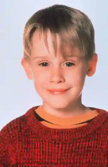 Macaulay Culkin en una imagen promocional de la película 'Mi pobre angelito'