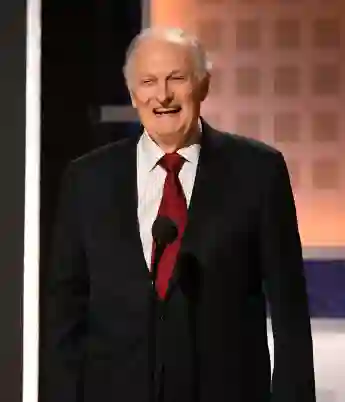 Alan Alda