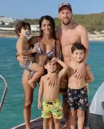Lionel Messi, Antonella Roccuzzo e hijos