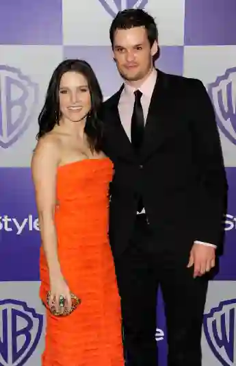 Sophia Bush and Austin Nichols arrive at the InStyle and Warner Bros. 67th Annual Golden Globes after party on January 17, 2010 in Beverly Hills, California
