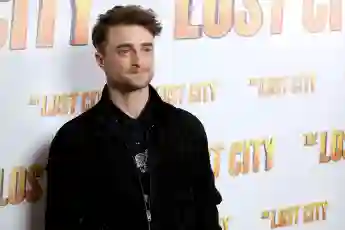 Big Night! Daniel Radcliffe And His Girlfriend Make Rare Appearance Together