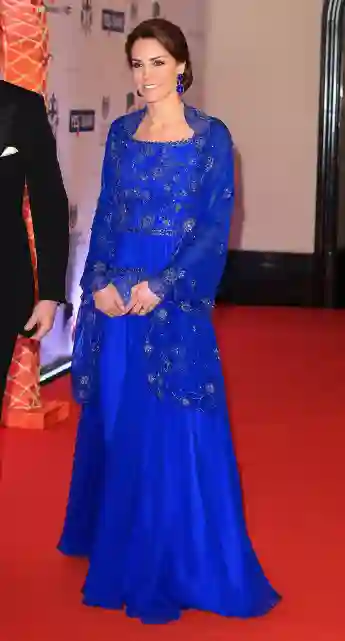 Kate Middleton y el Príncipe William llegan para una gala benéfica inspirada en Bollywood en el hotel Taj Mahal Palace durante la visita real a la India y Bután el 10 de abril de 2016