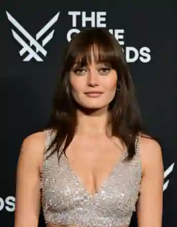 Ella Purnell
