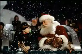 Eric Lloyd and Tim Allen in Santa Clause