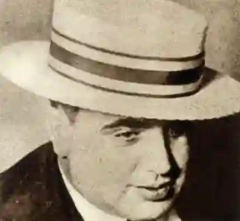 AL CAPONE 1930S Alphonse Scarface Capone, notorious American gangster. Date: 1930s PUBLICATIONxINxGERxSUIxAUTxONLY Copyr