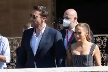 78th Mostra - Jennifer Lopez And Ben Affleck Ben Afflek and Jennifer Lopez leave from Casino peer after press conference