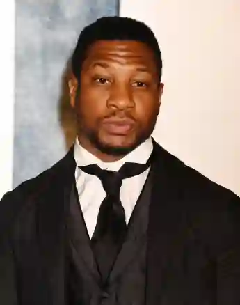 2023 Vanity Fair Oscar Party Hosted By Radhika Jones - Arrivals BEVERLY HILLS, CALIFORNIA - MARCH 12: Jonathan Majors at