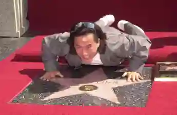at Chan s Star on the Hollywood Walk of Fame ceremony, Hollywood, CA 10-03-02 Jackie Chan at Chan s Star on the Hollywoo