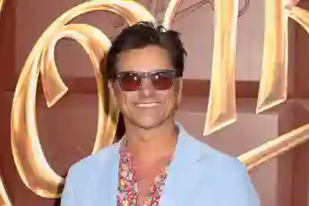 John Stamos 12/10/2023 Wonka Los Angeles premiere held at the Regency Village Theatre in Los Angeles, CA. PUBLICATIONxIN