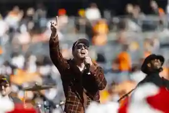 NCAA, College League, USA Football: Citrus Bowl-Iowa at Tennessee Jan 1, 2024; Orlando, FL, USA; Singer Gavin DeGraw per