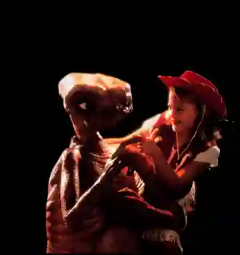 Una joven Drew Barrymore en la película de 1982, 'E.T. el extraterrestre'.
