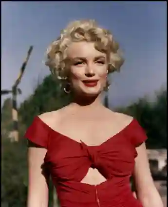 Marilyn Monroe starring in the film "Niagara".