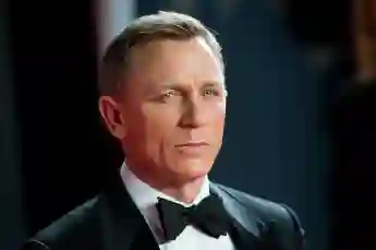 'James Bond' Star Daniel Craig Is Married To This Gorgeous Actress