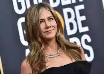 Jennifer Aniston reunites with two former co-stars in latest Instagram post.