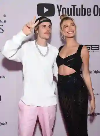 Justin and Hailey Bieber Host Surprise Talk Show From Their Living Room - Watch Here!