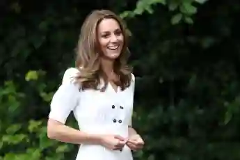 Kate Middleton Visits A Baby Bank And Sorts Shoes