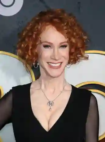 Kathy Griffin Is In The Hospital With "Unbearably Painful" Symptoms Of COVID-19