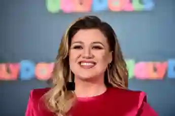 Kelly Clarkson Reveals The Song Helping Her Cope With Divorce
