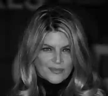 Kirstie Alley death black white