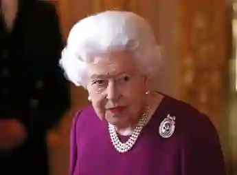 queen elisabeth II 2019