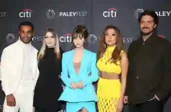 Emily In Paris Premiere Lucien Laviscount, Camille Razat, Lily Collins, Ashley Park, Lucas Bravo