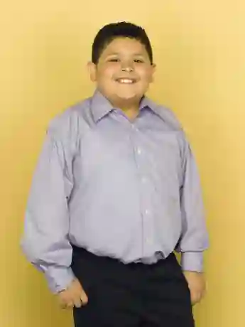 Rico Rodriguez en una imagen promocional de la serie 'Modern Family'