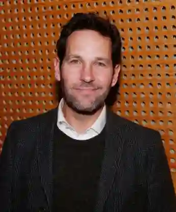 Paul Rudd Shares Cookies With Voters As A Show Of Gratitude
