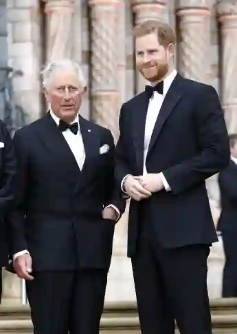 El príncipe Carlos y el príncipe Harry
