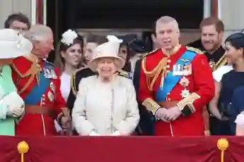 Queen Elizabeth will not pay Andrew's legal fees