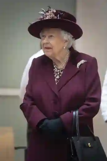 The Queen will NOT be returning to Buckingham Palace in 2020