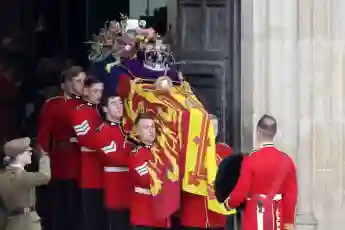 Queen's coffin