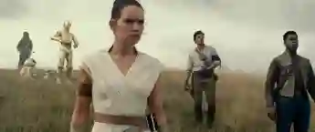 Daisy Ridley, Oscar Isaac and John Boyega in The Rise of Skywalker.